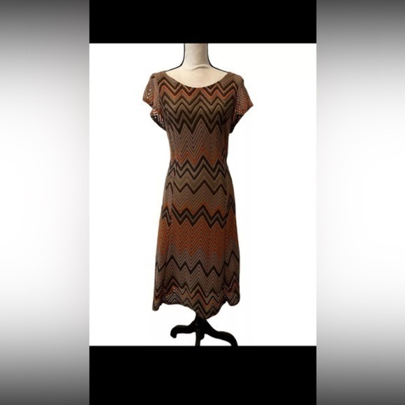 🔴Sharagano size 6 chevron knit summer midi summer spring dress - Picture 2 of 10